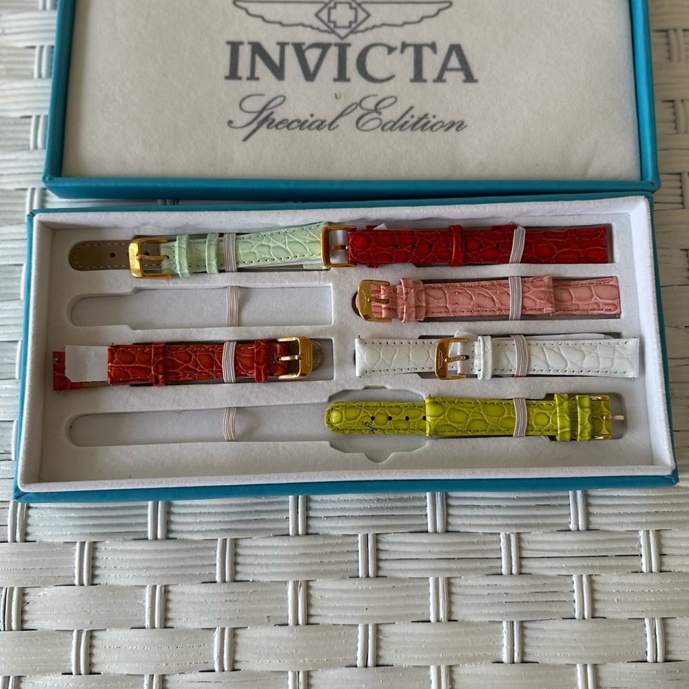 Invicta Lupah Special Edition Turquoise Blue Box